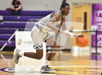 Thumbnail 3 in La Lumiere vs. Calvary Christian Academy (Montverde Academy Invitational Tournament) photogallery.