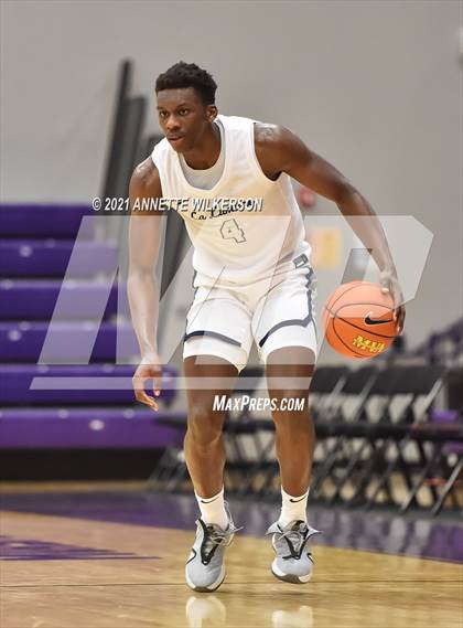Thumbnail 2 in La Lumiere vs. Calvary Christian Academy (Montverde Academy Invitational Tournament) photogallery.