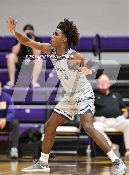 Thumbnail 2 in La Lumiere vs. Calvary Christian Academy (Montverde Academy Invitational Tournament) photogallery.