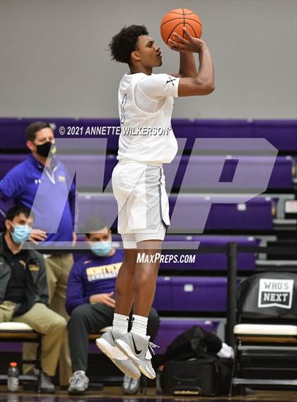 Thumbnail 2 in La Lumiere vs. Calvary Christian Academy (Montverde Academy Invitational Tournament) photogallery.