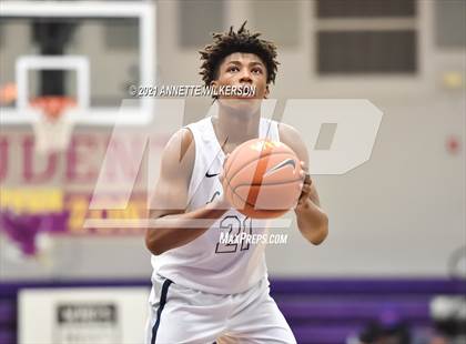 Thumbnail 3 in La Lumiere vs. Calvary Christian Academy (Montverde Academy Invitational Tournament) photogallery.