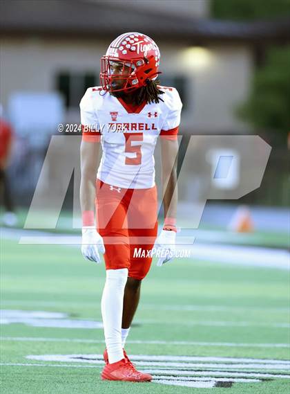 Thumbnail 2 in Terrell vs Kaufman photogallery.