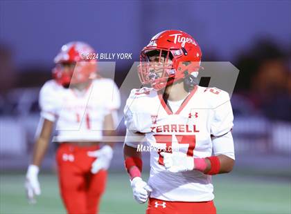 Thumbnail 3 in Terrell vs Kaufman photogallery.