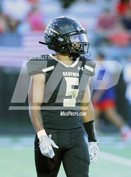 Thumbnail 3 in Terrell vs Kaufman photogallery.