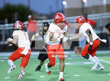 Thumbnail 3 in Terrell vs Kaufman photogallery.