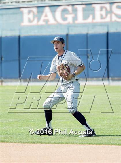Thumbnail 3 in Chaminade vs. Loyola photogallery.