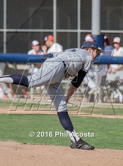 Thumbnail 3 in Chaminade vs. Loyola photogallery.