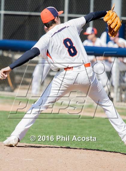 Thumbnail 1 in Chaminade vs. Loyola photogallery.