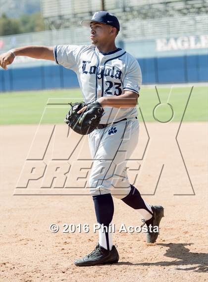 Thumbnail 1 in Chaminade vs. Loyola photogallery.