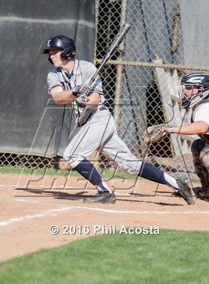 Thumbnail 2 in Chaminade vs. Loyola photogallery.