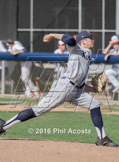Thumbnail 1 in Chaminade vs. Loyola photogallery.