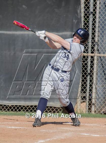 Thumbnail 3 in Chaminade vs. Loyola photogallery.