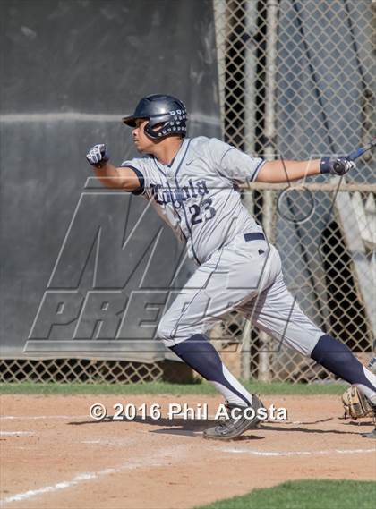 Thumbnail 2 in Chaminade vs. Loyola photogallery.