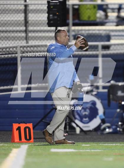 Thumbnail 2 in Hilliard Darby @ Olentangy Berlin photogallery.
