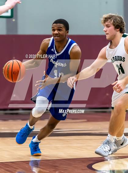 Thumbnail 2 in Indianapolis Bishop Chatard @ Covenant Christian photogallery.