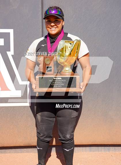 Thumbnail 3 in Vista Grande @ Salpointe Catholic (AIA 4A Awards) photogallery.
