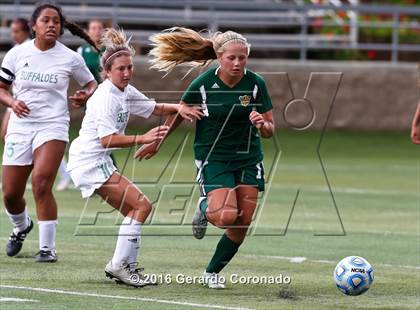 Thumbnail 1 in Rio Americano vs. Manteca (CIF SJS D3 Final) photogallery.