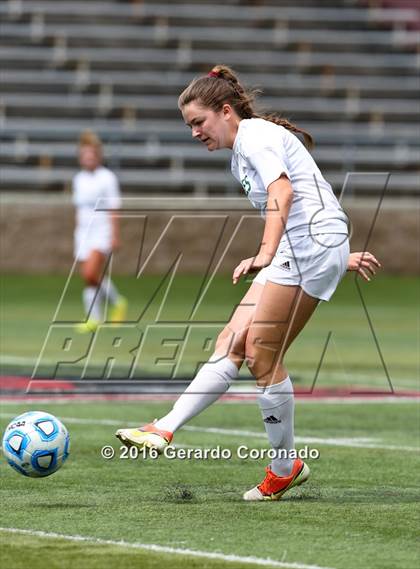 Thumbnail 2 in Rio Americano vs. Manteca (CIF SJS D3 Final) photogallery.