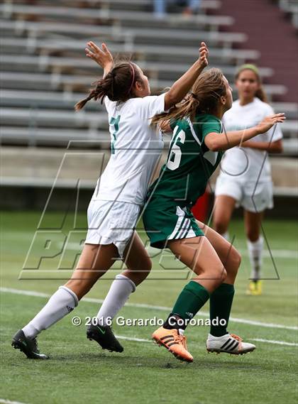 Thumbnail 3 in Rio Americano vs. Manteca (CIF SJS D3 Final) photogallery.