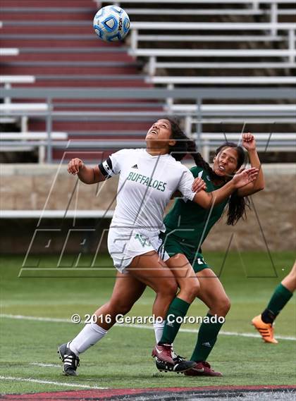 Thumbnail 2 in Rio Americano vs. Manteca (CIF SJS D3 Final) photogallery.