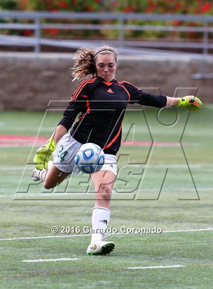 Thumbnail 2 in Rio Americano vs. Manteca (CIF SJS D3 Final) photogallery.