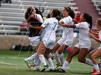 Thumbnail 2 in Rio Americano vs. Manteca (CIF SJS D3 Final) photogallery.