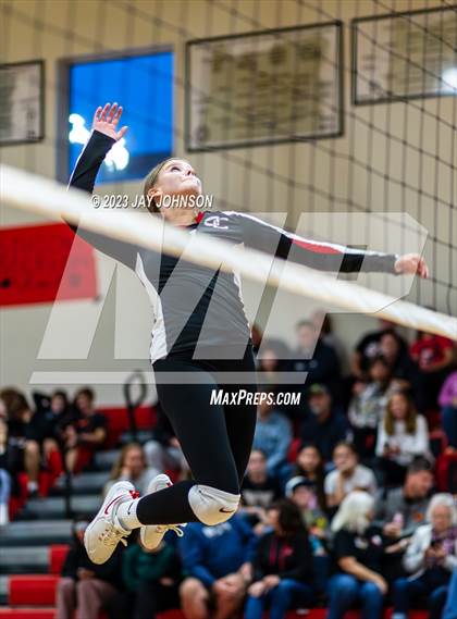 Thumbnail 1 in Dayton @ Santiam Christian photogallery.