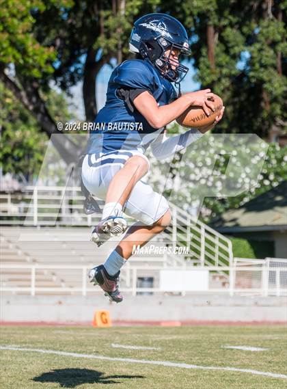 Thumbnail 1 in Kamehameha Maui vs. Beaumont photogallery.