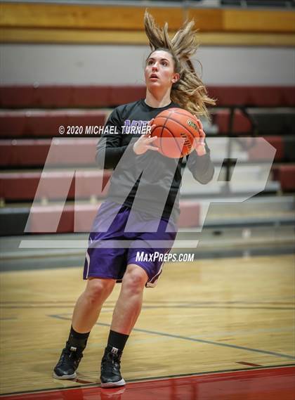 Thumbnail 2 in Mullan vs. Lakeside photogallery.
