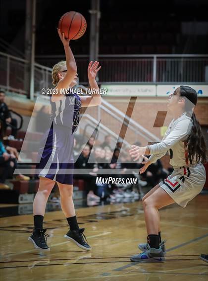 Thumbnail 3 in Mullan vs. Lakeside photogallery.