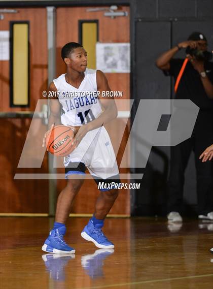 Thumbnail 2 in King vs Katy Taylor (McDonald's Texas Invitational) photogallery.