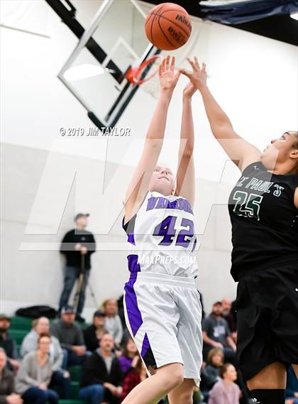 Thumbnail 1 in Community Christian vs. St. Paul's Prep (Texas Division TCAF 2 State Semi-Finals) photogallery.