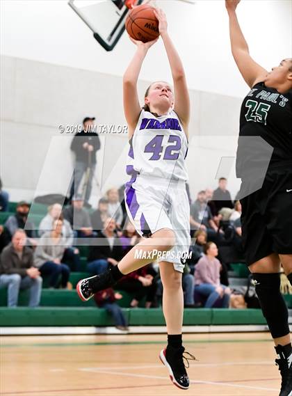 Thumbnail 3 in Community Christian vs. St. Paul's Prep (Texas Division TCAF 2 State Semi-Finals) photogallery.