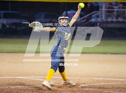 Thumbnail 2 in Lopez @ Harlingen South photogallery.