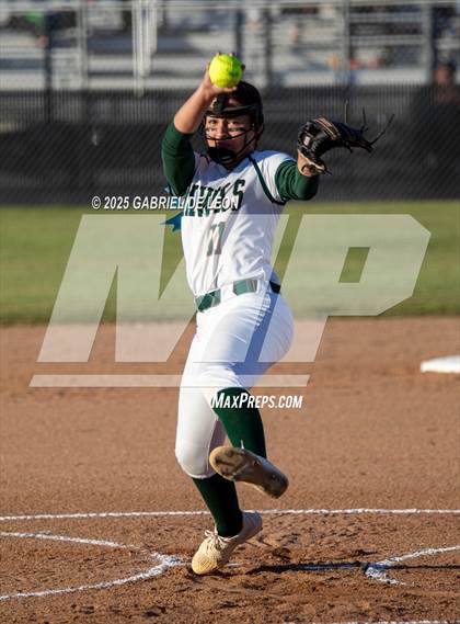 Thumbnail 2 in Lopez @ Harlingen South photogallery.