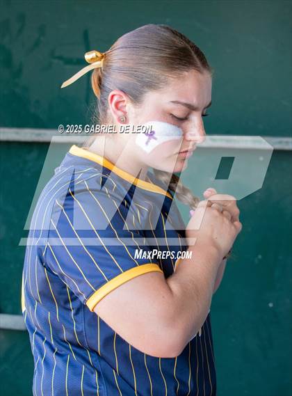 Thumbnail 3 in Lopez @ Harlingen South photogallery.
