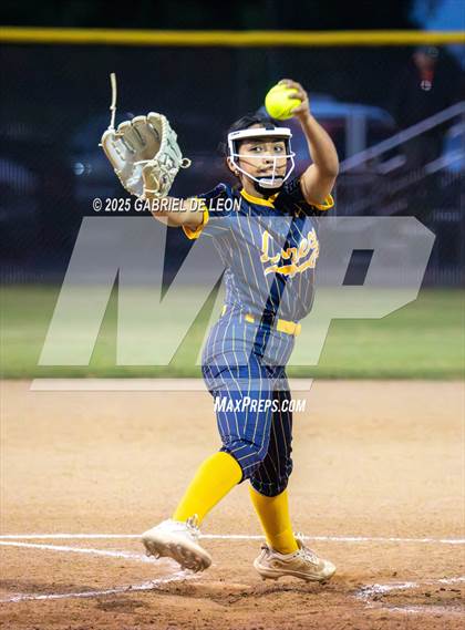 Thumbnail 3 in Lopez @ Harlingen South photogallery.