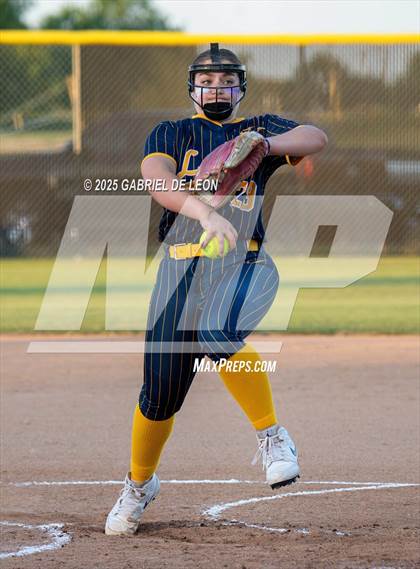 Thumbnail 1 in Lopez @ Harlingen South photogallery.