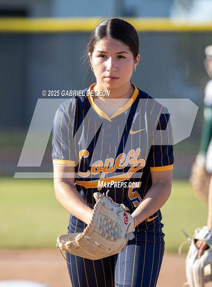 Thumbnail 1 in Lopez @ Harlingen South photogallery.
