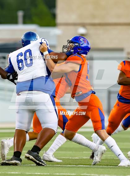 Thumbnail 2 in Grand Oaks vs Chavez photogallery.