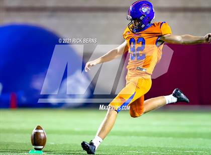 Thumbnail 2 in Grand Oaks vs Chavez photogallery.