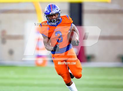 Thumbnail 2 in Grand Oaks vs Chavez photogallery.