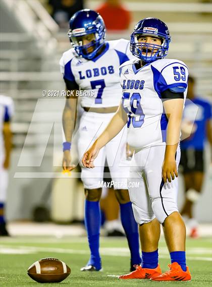 Thumbnail 3 in Grand Oaks vs Chavez photogallery.