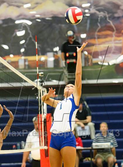 Thumbnail 3 in Blue Springs South vs. Blue Valley Northwest photogallery.