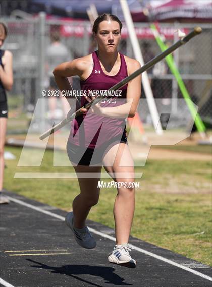 Thumbnail 1 in College Station Cougar Relays (Shotput, Discus, Pole Vault) photogallery.