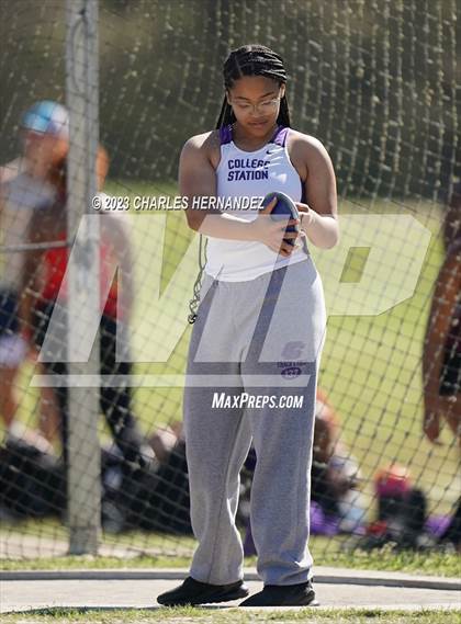 Thumbnail 2 in College Station Cougar Relays (Shotput, Discus, Pole Vault) photogallery.