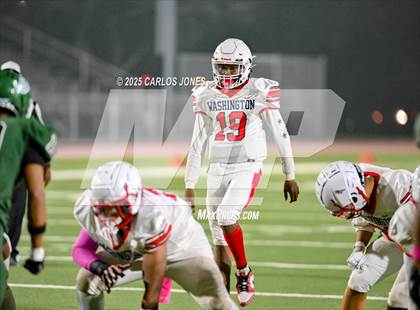 Thumbnail 2 in George Washington Prep @ Dorsey photogallery.