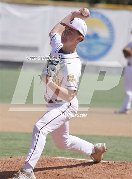 Thumbnail 3 in La Costa Canyon vs. Point Loma (San Diego Lions Tournament) photogallery.