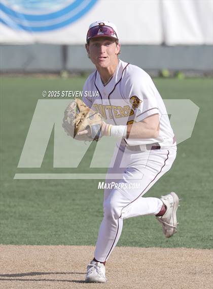 Thumbnail 1 in La Costa Canyon vs. Point Loma (San Diego Lions Tournament) photogallery.