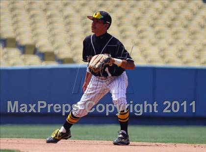 Thumbnail 1 in Chatsworth vs. San Fernando (CIF LACS D1 Final) photogallery.